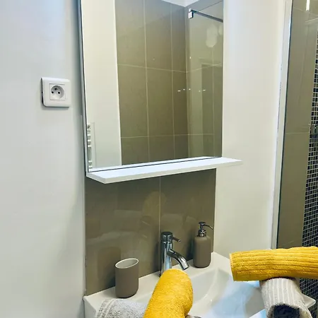 Apartment Cosy Deux Pieces Proche Centre De *